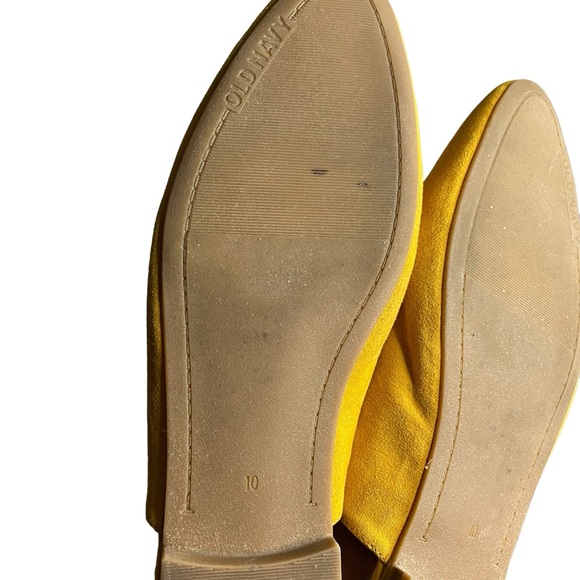 Old Navy Women's Mustard Yellow Round Toe Mule - Picture 7 of 8